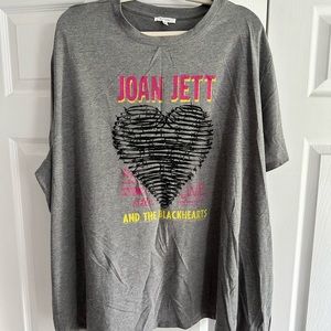 nwot Maurices Joan Jett concert tee gray size 4x